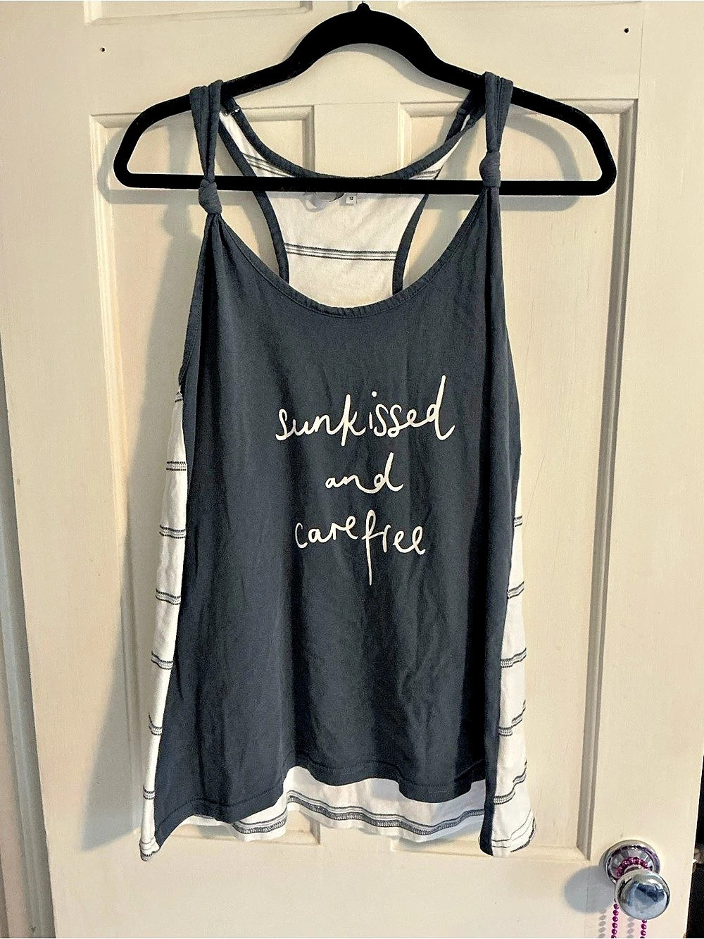 Layered Graphic Tank Top in Black & White Like New
